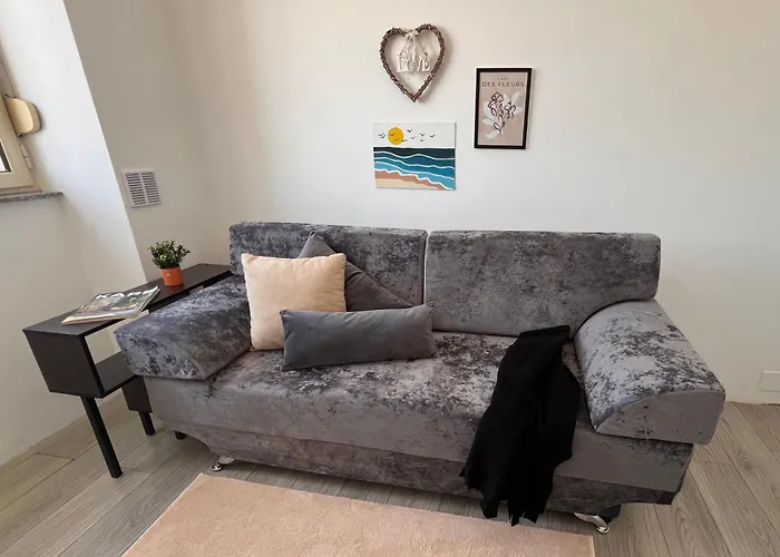 Lirin Apartment